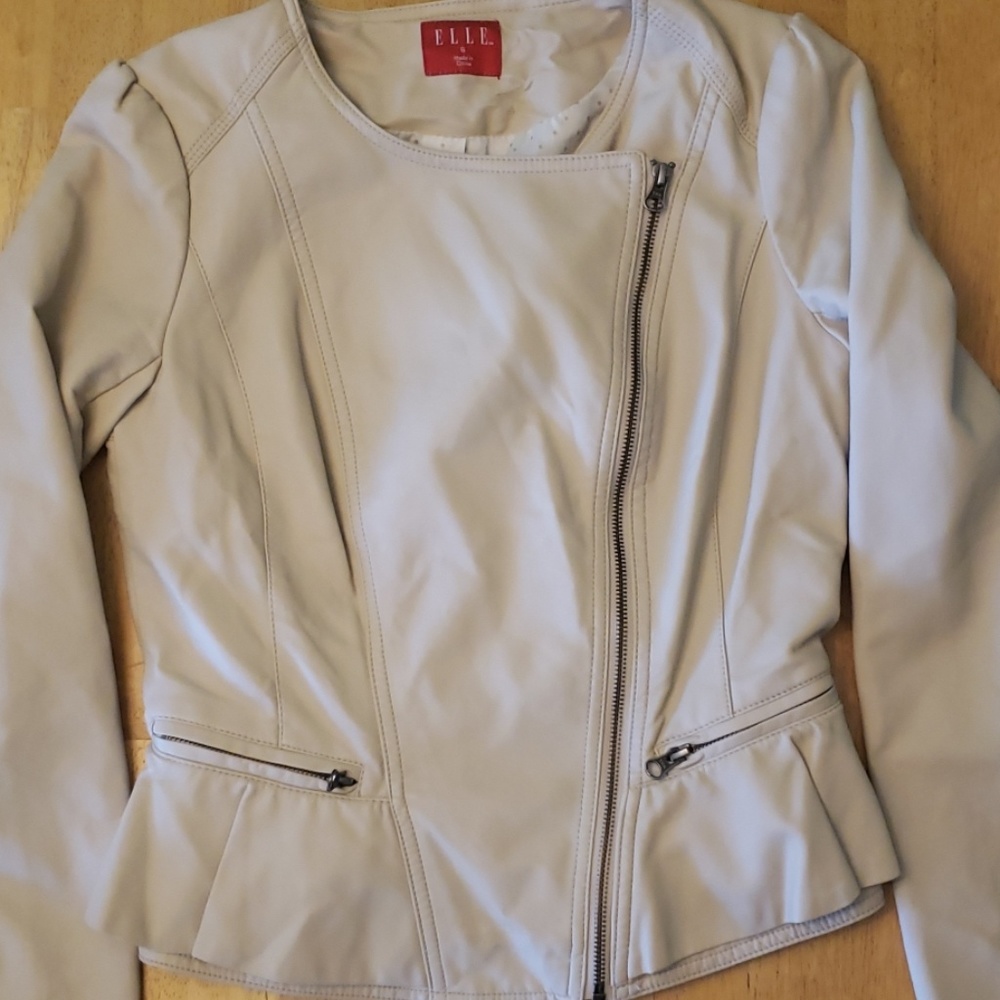 ELLE zip up jacket size small